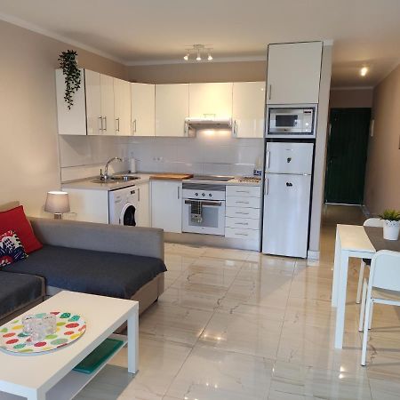 Casa Aurora Apartment Tias Bagian luar foto