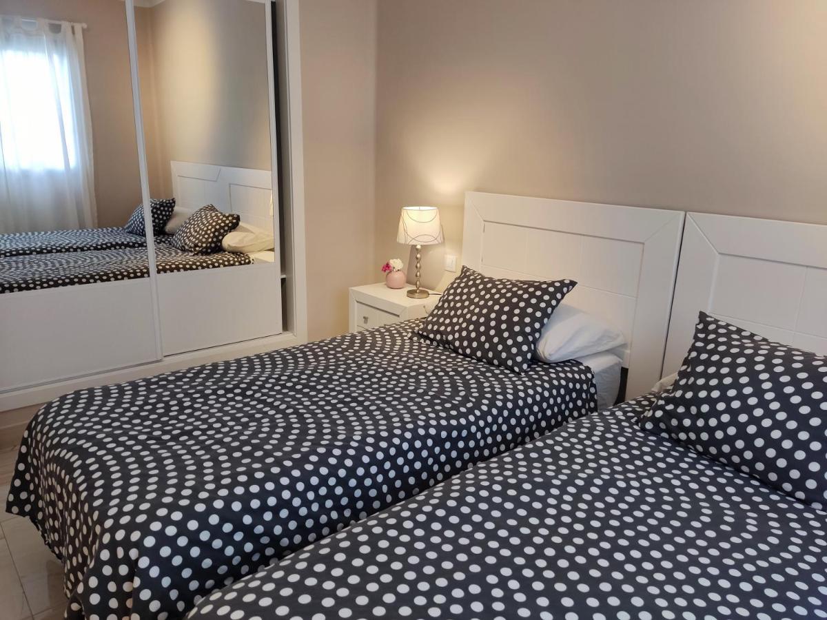 Casa Aurora Apartment Tias Bagian luar foto