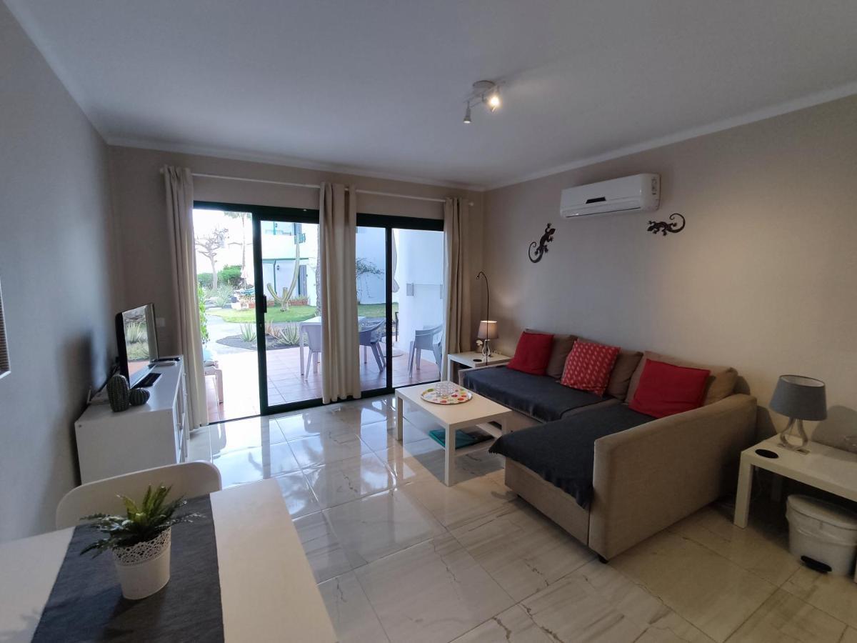 Casa Aurora Apartment Tias Bagian luar foto